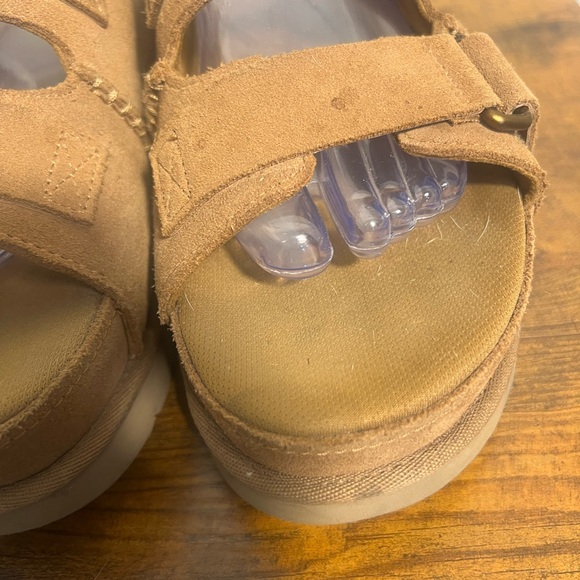 UGG Goldenstar HI Slide Chestnut Platform Sandal Women's US size 11 - Pre-owned - Picture 4 of 8